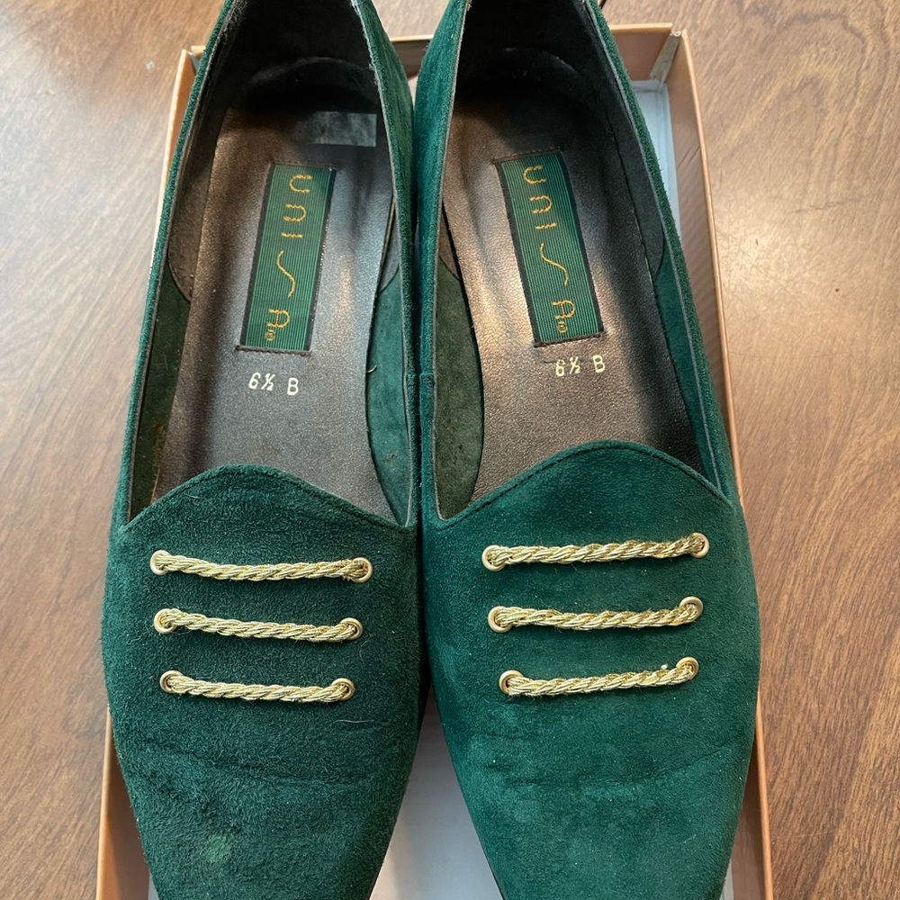 Ladies unisa 6.5 medium shoes